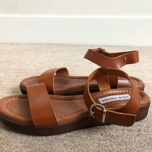 Steve Madden platform sandals